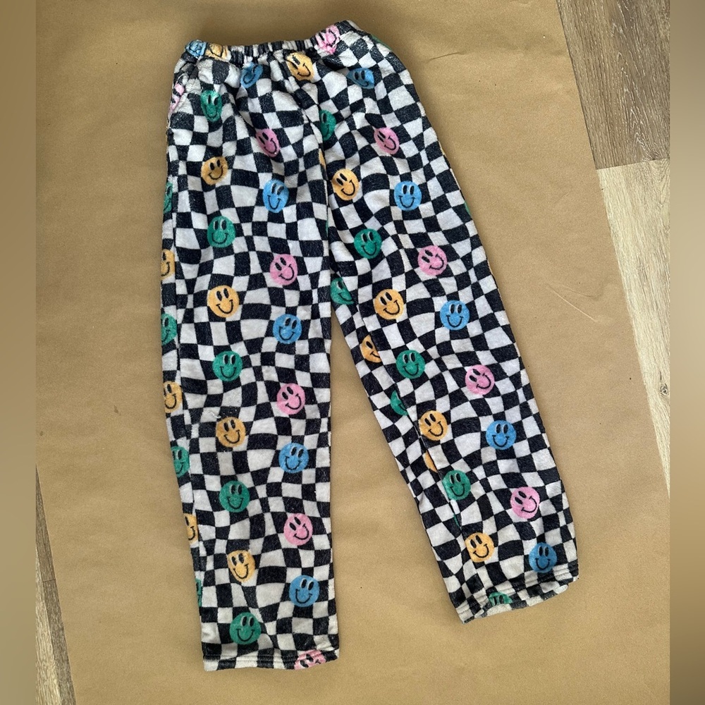 ISCREAM Black White Checkered Smiley Face PJs $38 SIZE L (GIRLS) Sleepover Funky